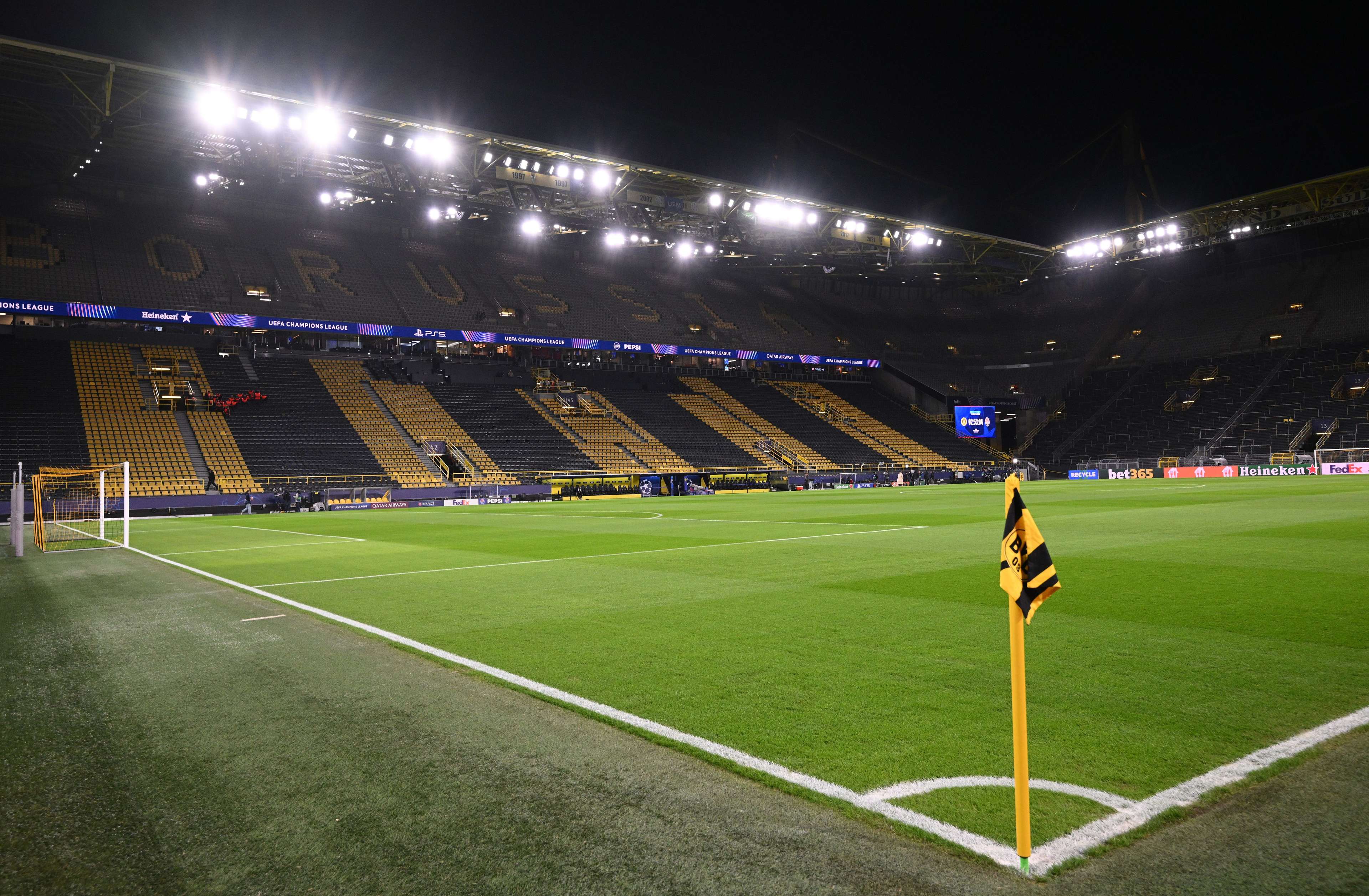 里夫斯：东契奇表现得非常出色 他用自己的表现定下了基调.