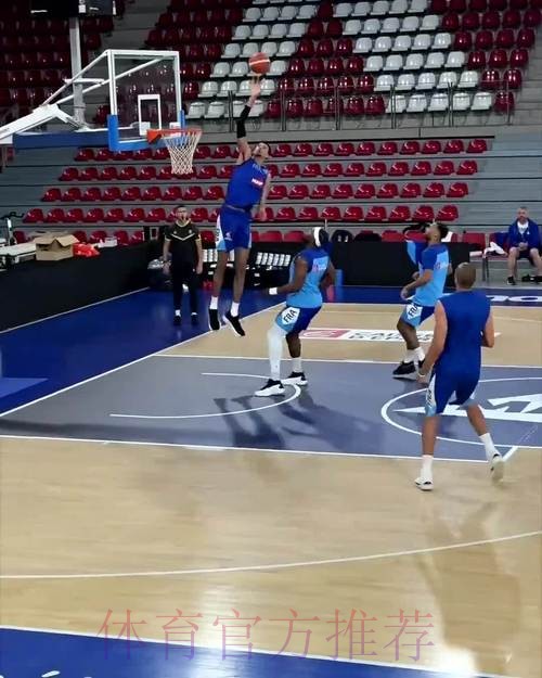 卡斯尔假投真传 文班亚马空接暴扣 卡斯尔假投真传 文班亚马空接暴扣